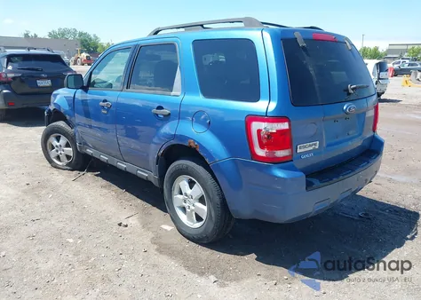 2009 Ford Escape Xlt z USA, uszkodzony, nr VIN 1FMCU03G29KA08124